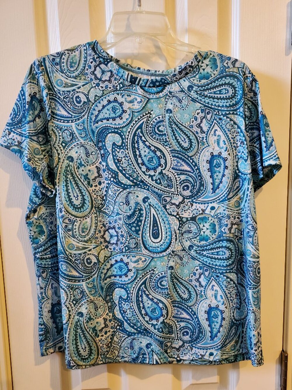 V-Neck Paisley Tee
